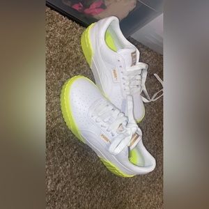 BRAND NEW PUMA SIZE 5.5